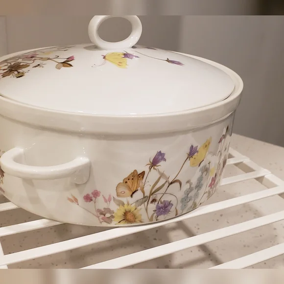 Vintage 1975 Enesco Fine China Nature Garden Society covered casserole. - Picture 4 of 10